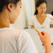 画像をギャラリービューアに読み込む, バンブー歯ブラシ / Bamboo Toothbrushes
